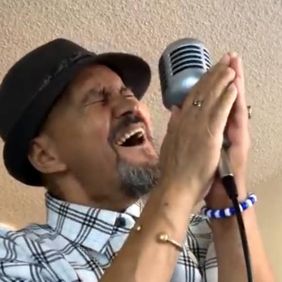 Meet your Posher, José - Picture 1 of 1